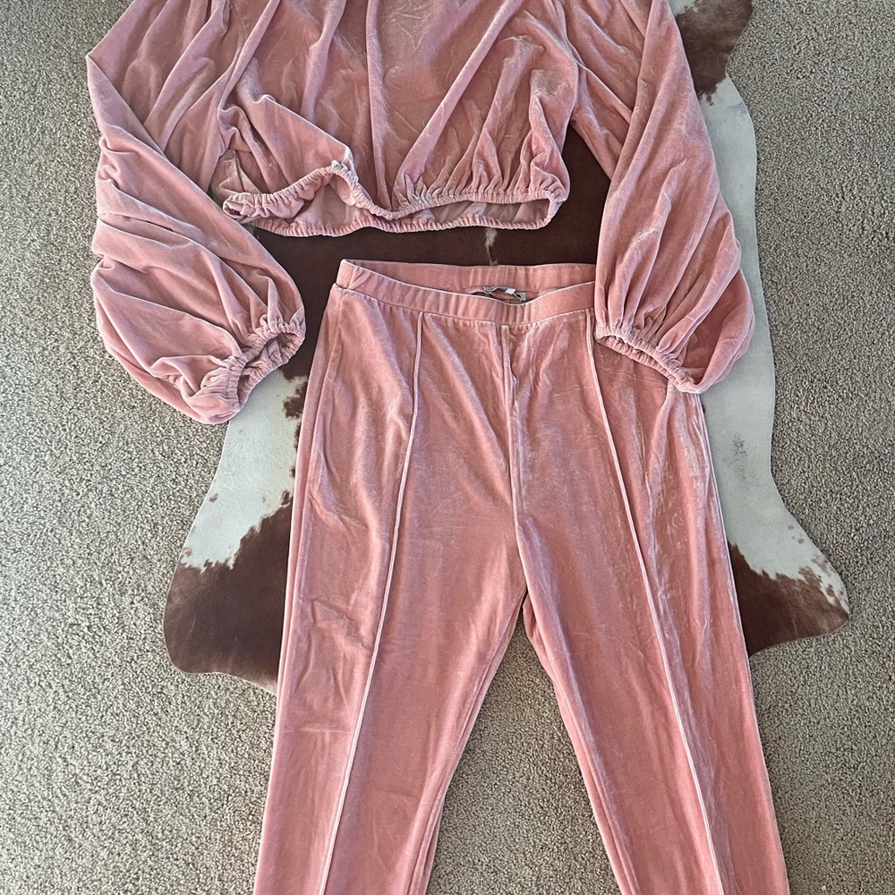 Pink Velvet Set Size Large